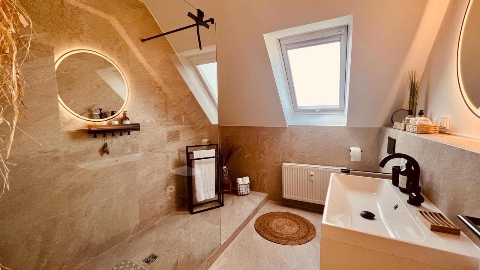 Apartment Am Schloss - Air Sarrebruck Extérieur photo